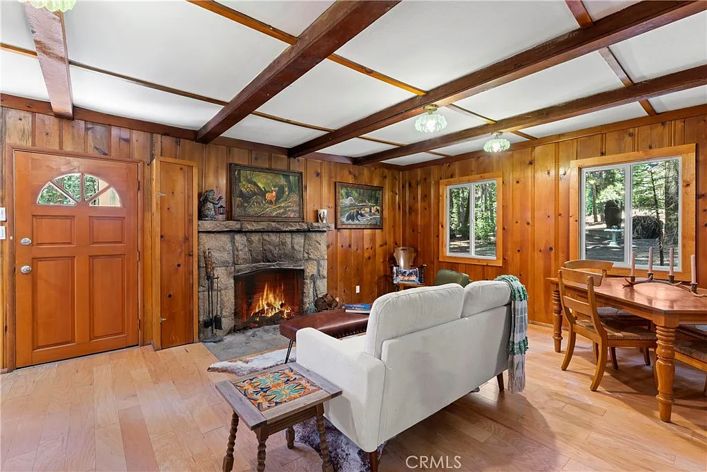 Home For Sale At 27917 Squirrel Lane Lake Arrowhead Ca 008