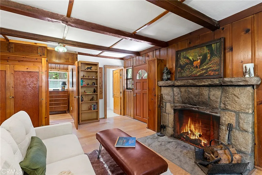 Home For Sale At 27917 Squirrel Lane Lake Arrowhead Ca 009