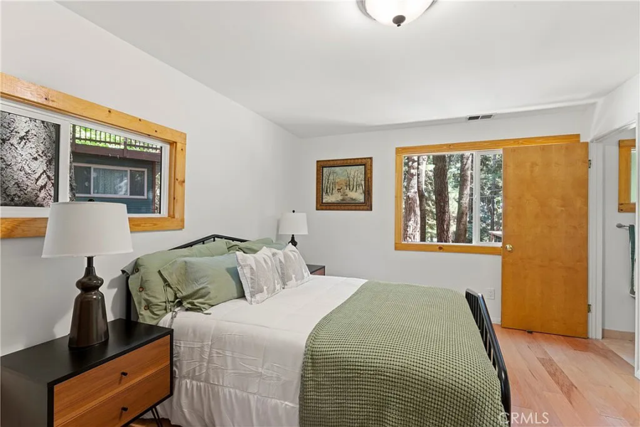 Home For Sale At 27917 Squirrel Lane Lake Arrowhead Ca 013